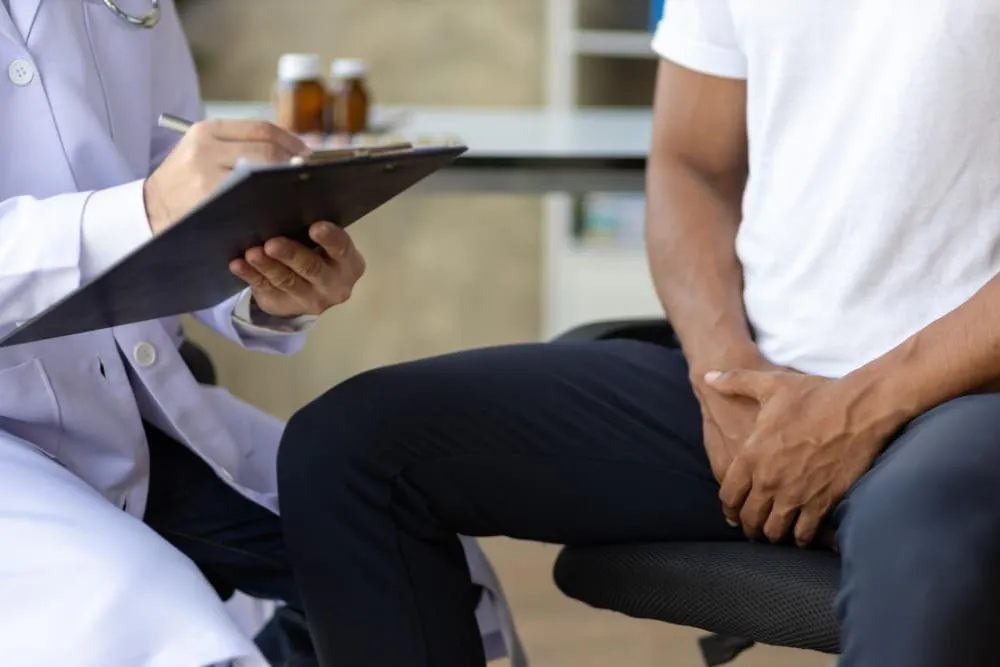 عملية الدوالي الخصية بالمنظار